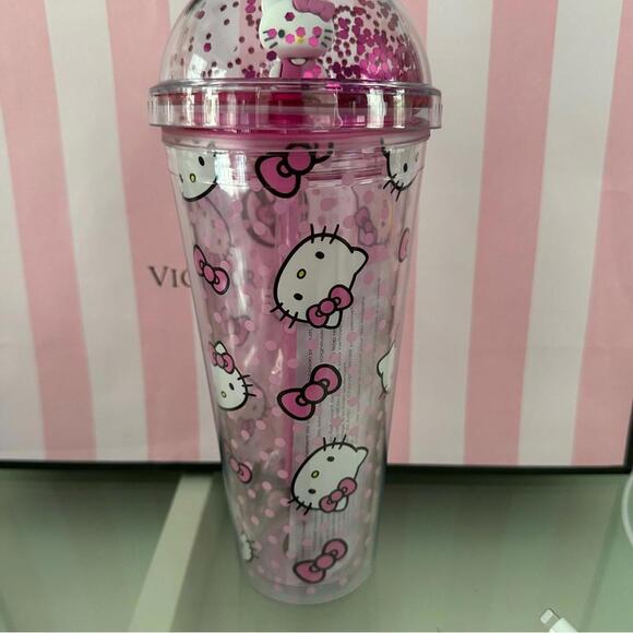 Hello Kitty Tumbler Cup - Picture 1 of 2